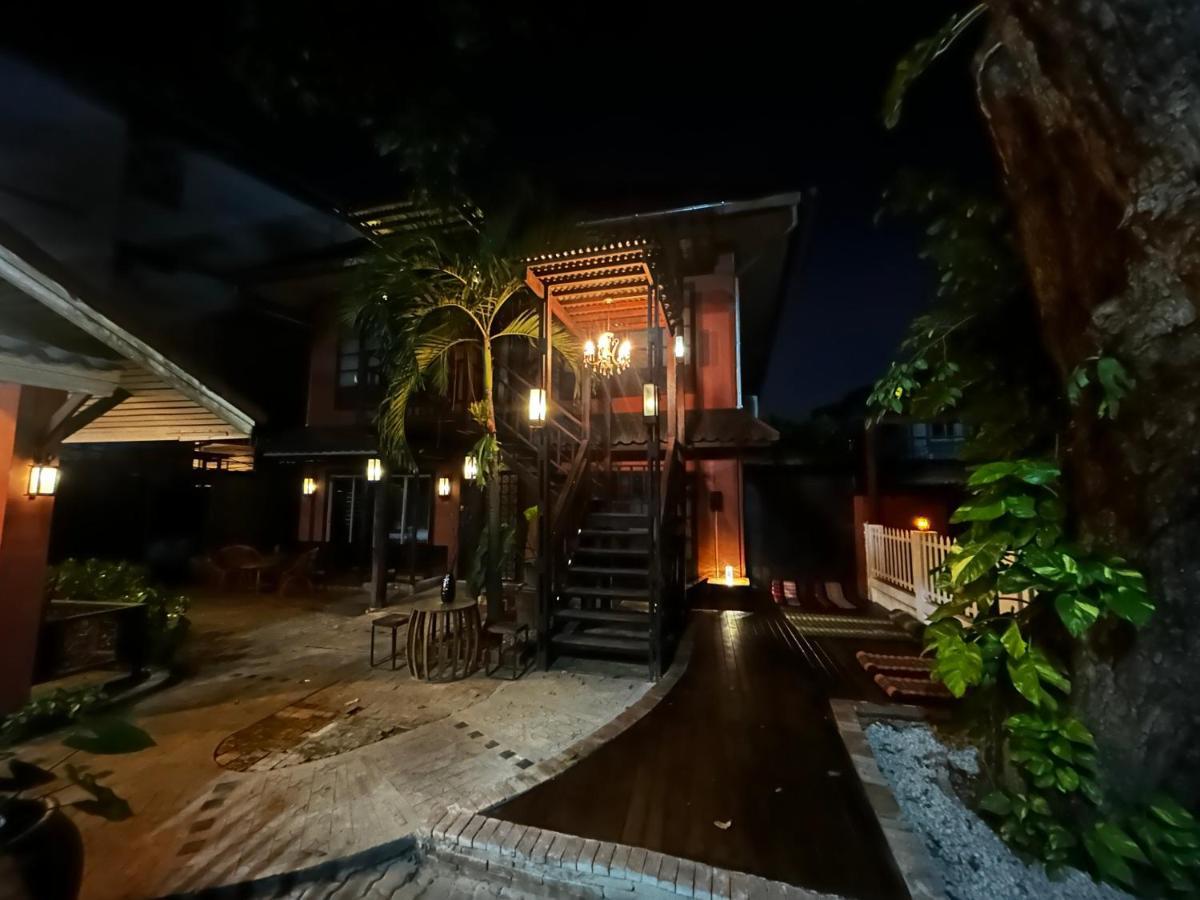 Villa'S Homestay 치앙마이 외부 사진