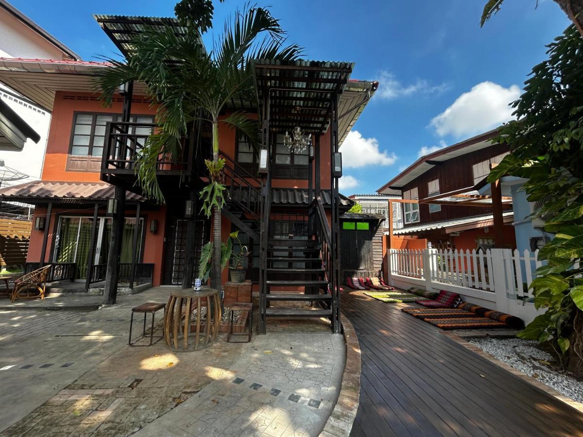 Villa'S Homestay 치앙마이 외부 사진